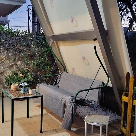 M&M Airport Stop Garden Apartment Spáta Eksteriør billede