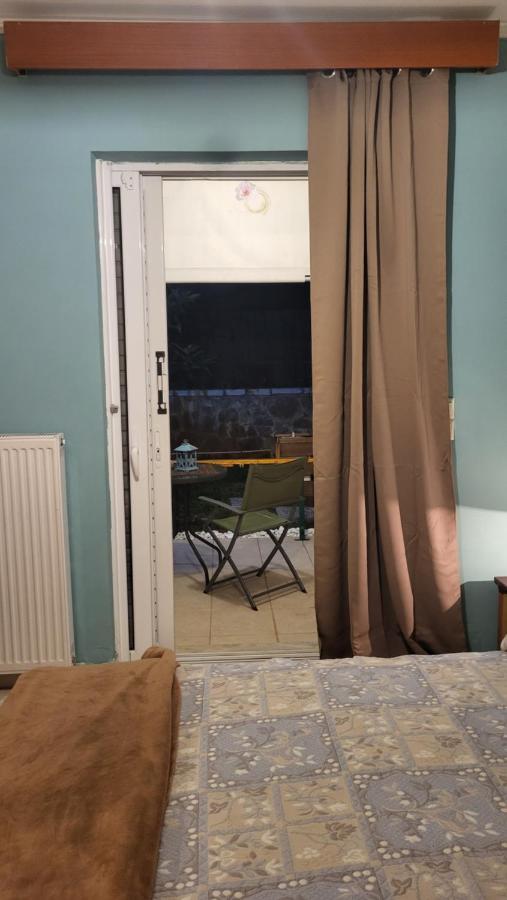 M&M Airport Stop Garden Apartment Spáta Eksteriør billede